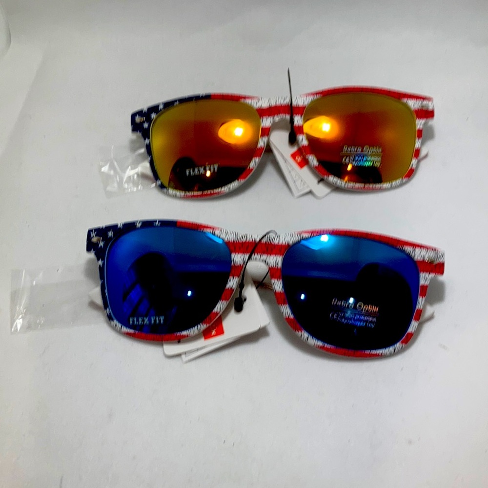 2 pairs of flag unisex wayfarer style sunglasses
